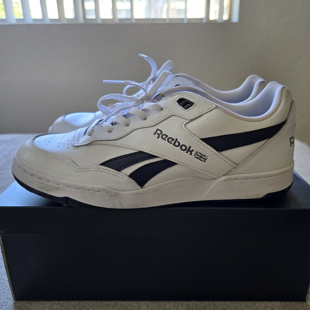 Reebok Unisex BB 4000 II Shoes, 10.5